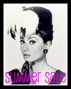 audrey-hepburn-poster-card-c10204251
